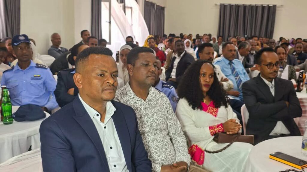 photo 5 2025 11 09 22 20 42